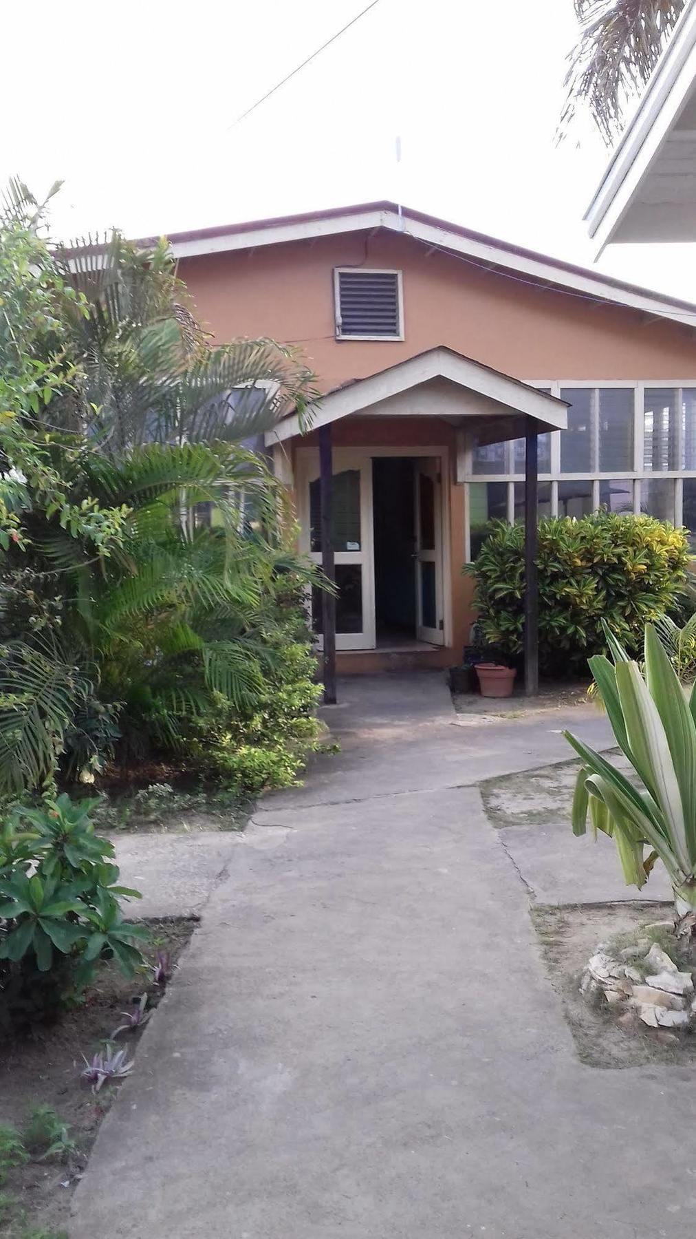Roots Bamboo Beach Resort Negril Dış mekan fotoğraf